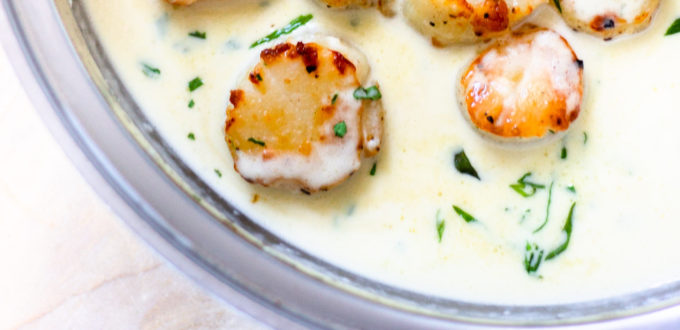 Creamy Garlic Tarragon Scallops by Diverse Dinners